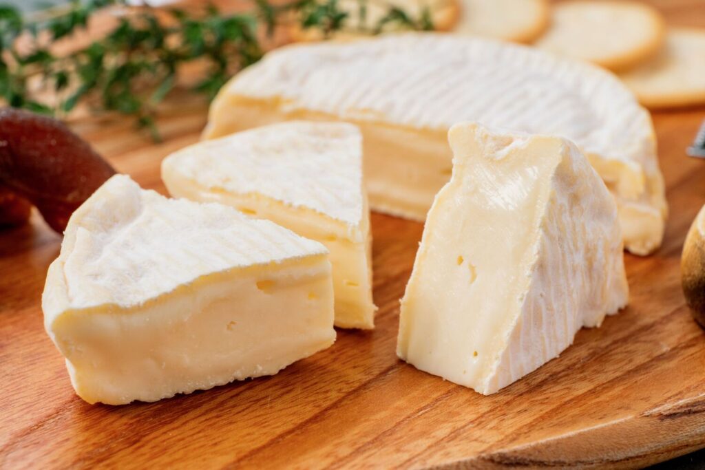 のぼりべつ酪農館のウォッシュタイプチーズのLunaルーナ,北海道ナチュラルチーズ